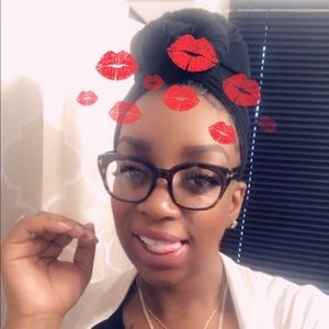 Meet your Posher, Shantel